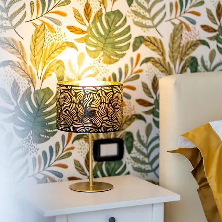 Cinnamon Lakehouse * Cavalcaselle