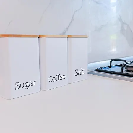 Cinnamon Lakehouse *