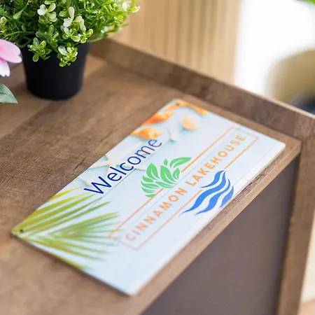 Cinnamon Lakehouse Villa *